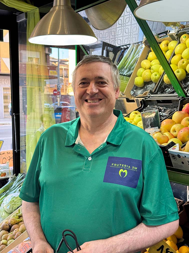 Joao, propietario de la tienda